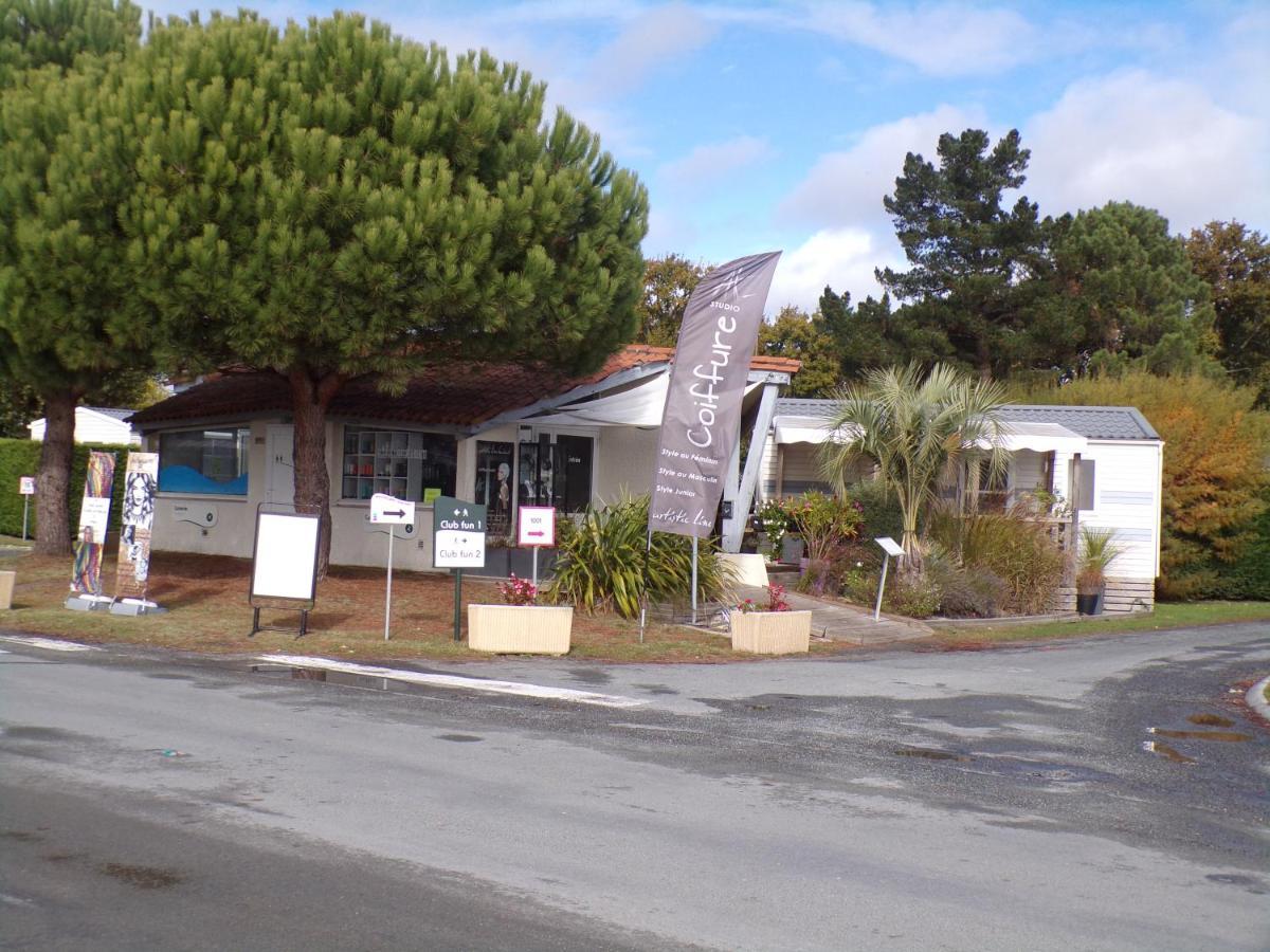 Le 934 Des Charmettes Hotel Les Mathes Exterior foto