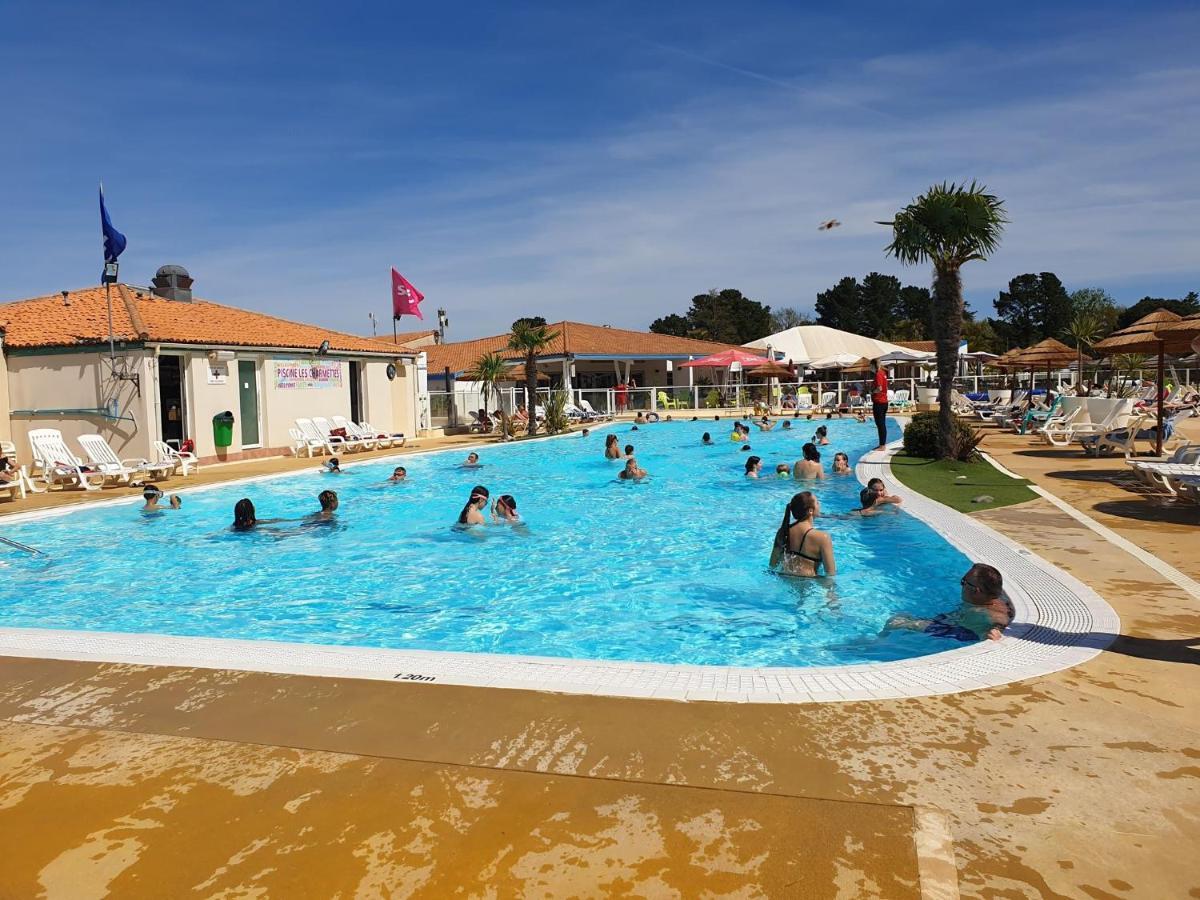 Le 934 Des Charmettes Hotel Les Mathes Exterior foto